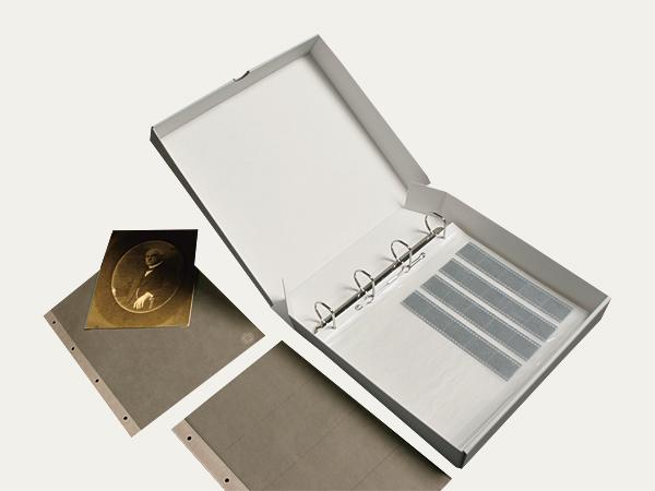 Perforované obaly z transparentního papíru