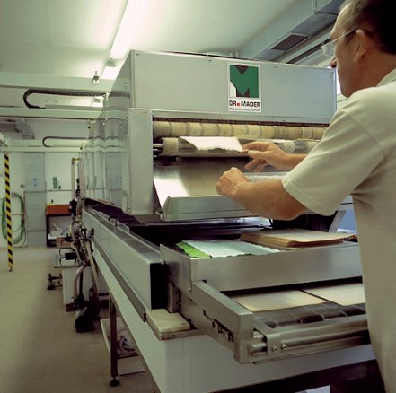 GSK - technologie pro hromadné konzervování písemných památek